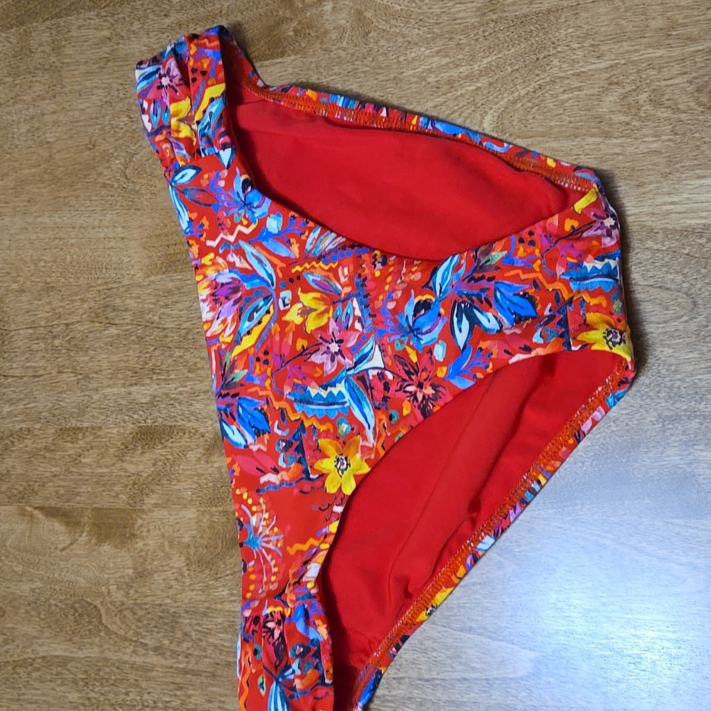Sunsets Femme Fatale Hipster,  Size medium